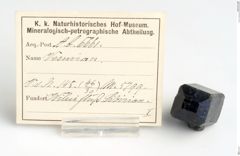 Foto von Vesuvian (NHMW-MIN-Ab6661)
